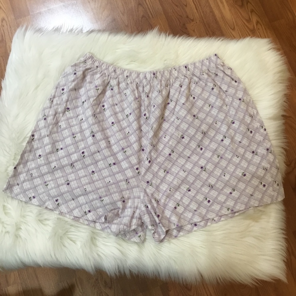 PURPLE floral sleep shorts size large
